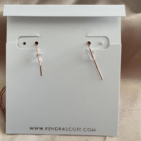 Kendra Scott Stud Earrings - Picture 7 of 7